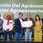 Reconoce Luis Nava labor de agrónomos queretanos