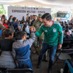 Rodrigo Monsalvo inaugura exposición militar Conín en beneficio de niñas, niños y adolescentes