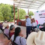 Entrega SEDEA oficios de autorización al campo serrano